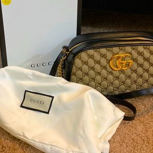 Gucci Shoulder Bag